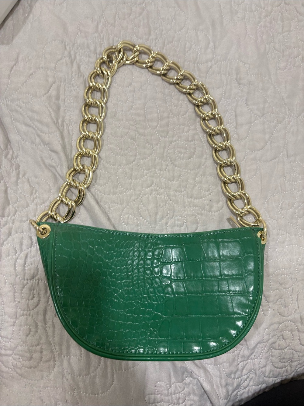 Zara Green Croc-Embossed Shoulder Bag with Gold Chain